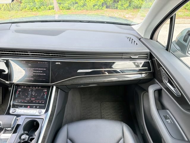Used 2023 Audi Q7 3.0T Prestige AWD/4WD image 19