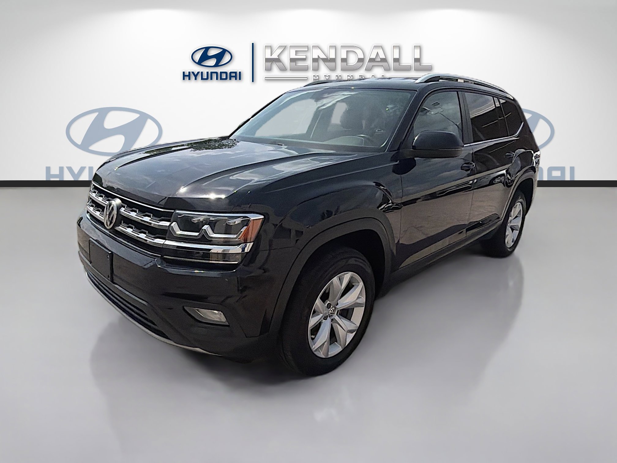 Used 2019 Volkswagen Atlas SE image 3