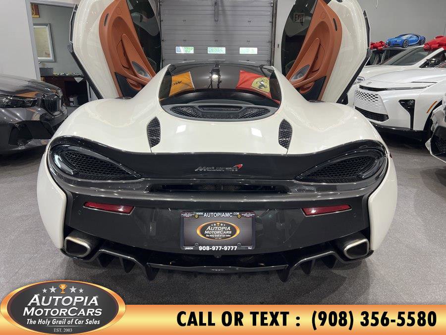 Used 2017 McLaren 570S RWD image 5