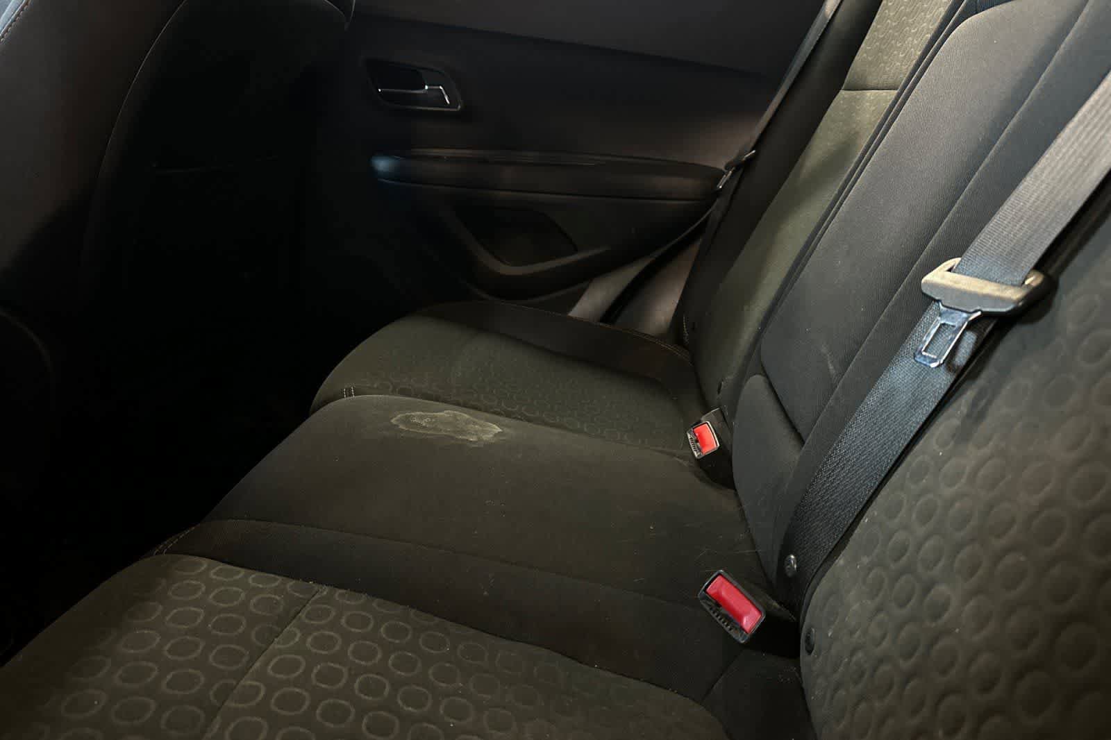 Used 2020 Chevrolet Trax LS FWD image 5