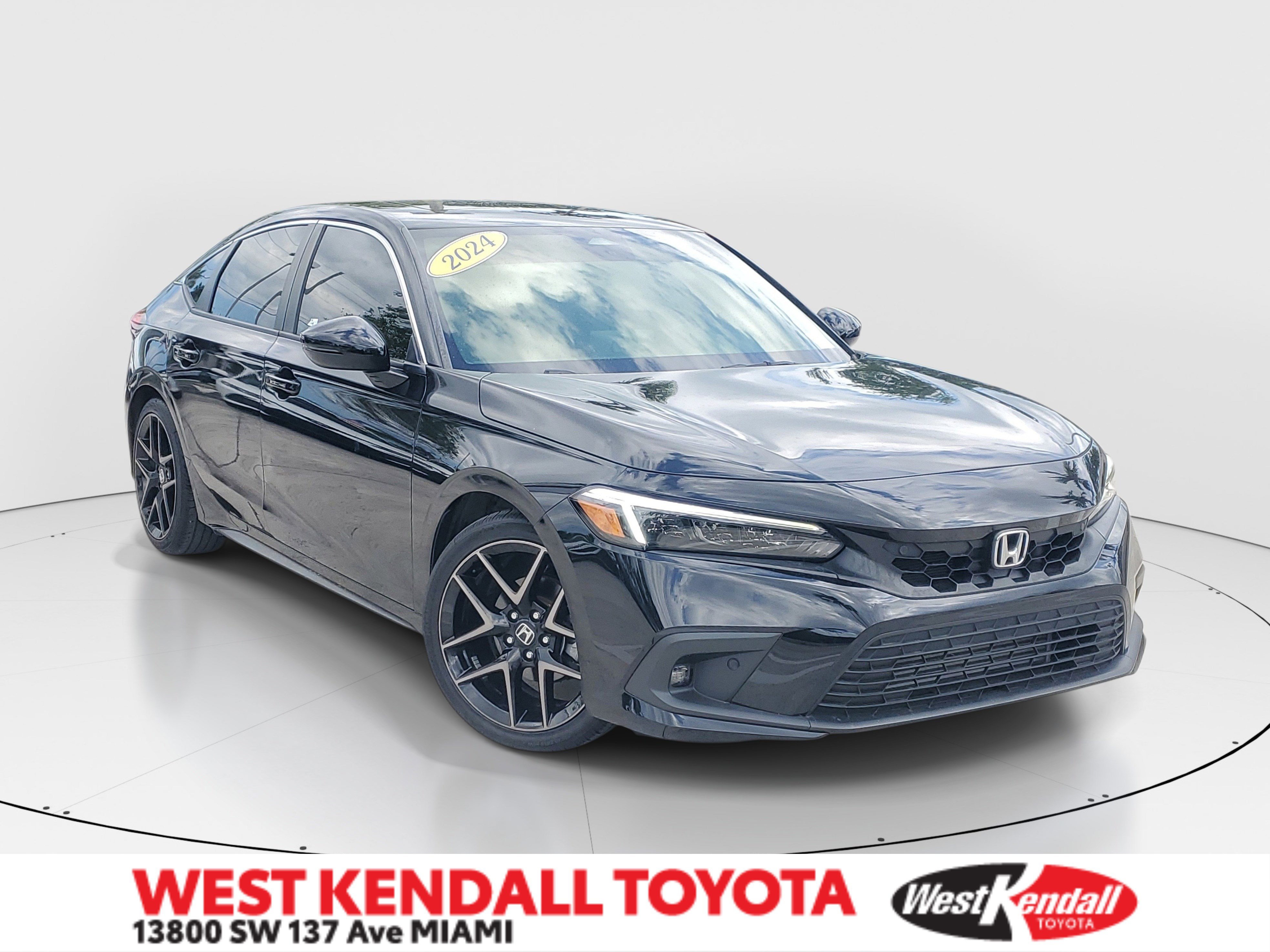 Used 2024 Honda Civic Sport Touring image 1