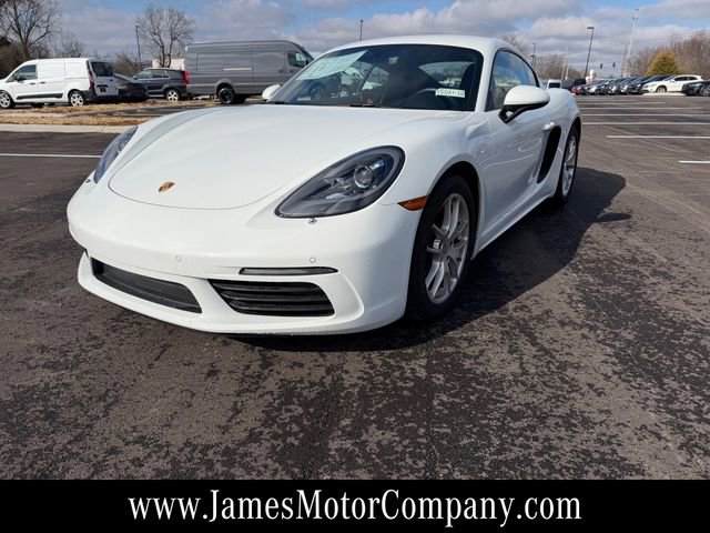Used 2024 Porsche 718 Cayman image 2