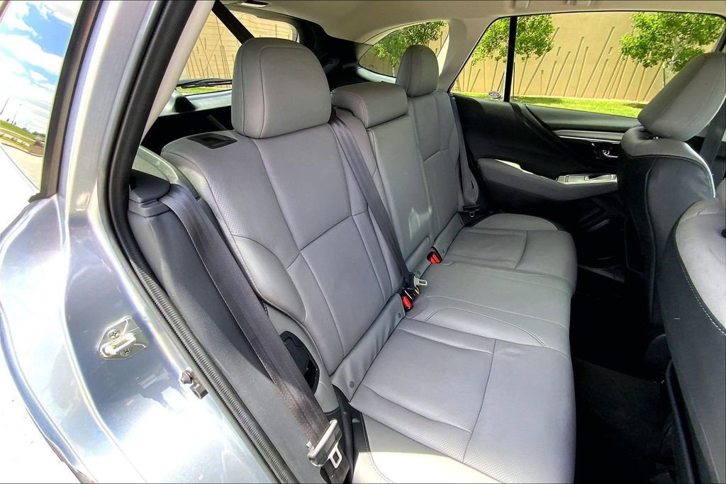 Used 2021 Subaru Outback Limited AWD/4WD image 27