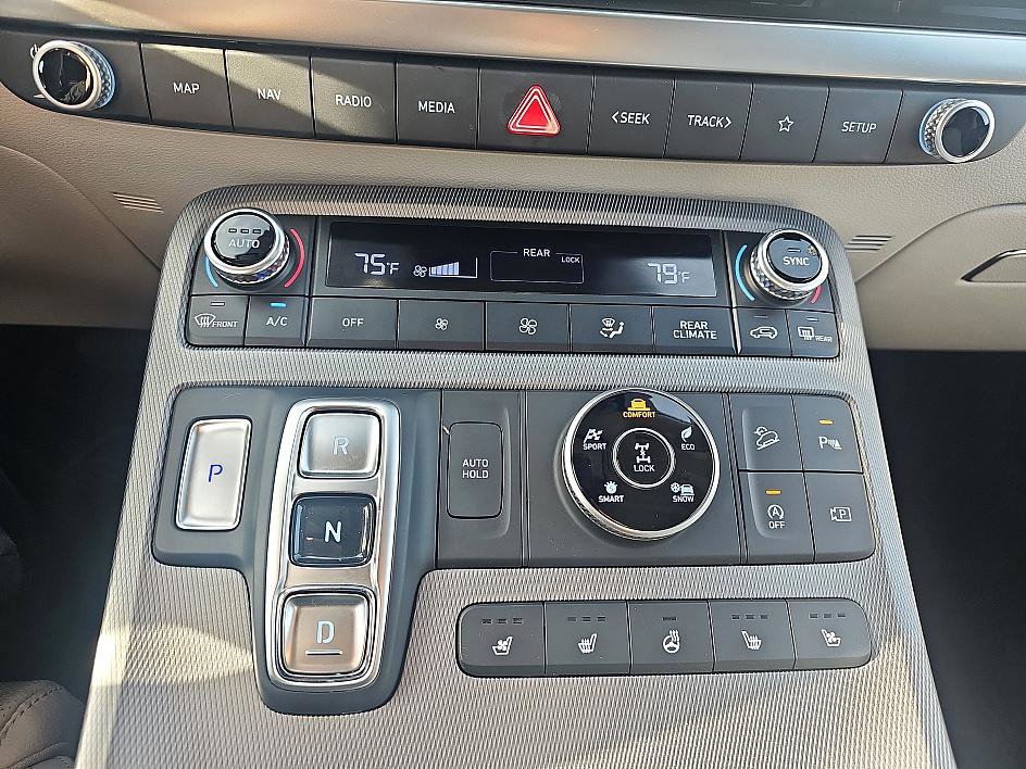 Used 2025 Hyundai Palisade Limited image 26