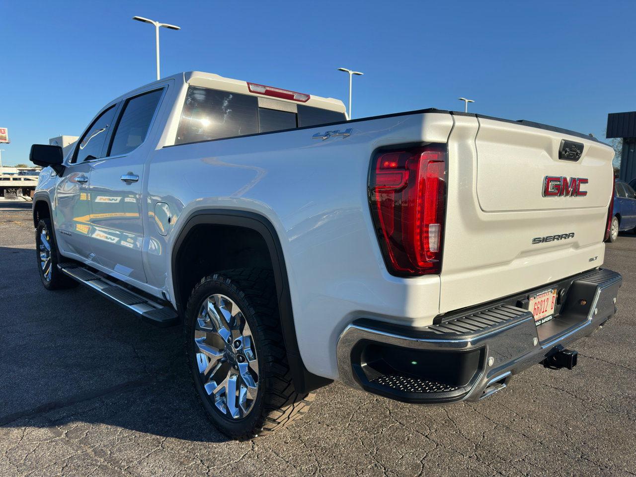 Used 2022 GMC Sierra 1500 SLT image 10