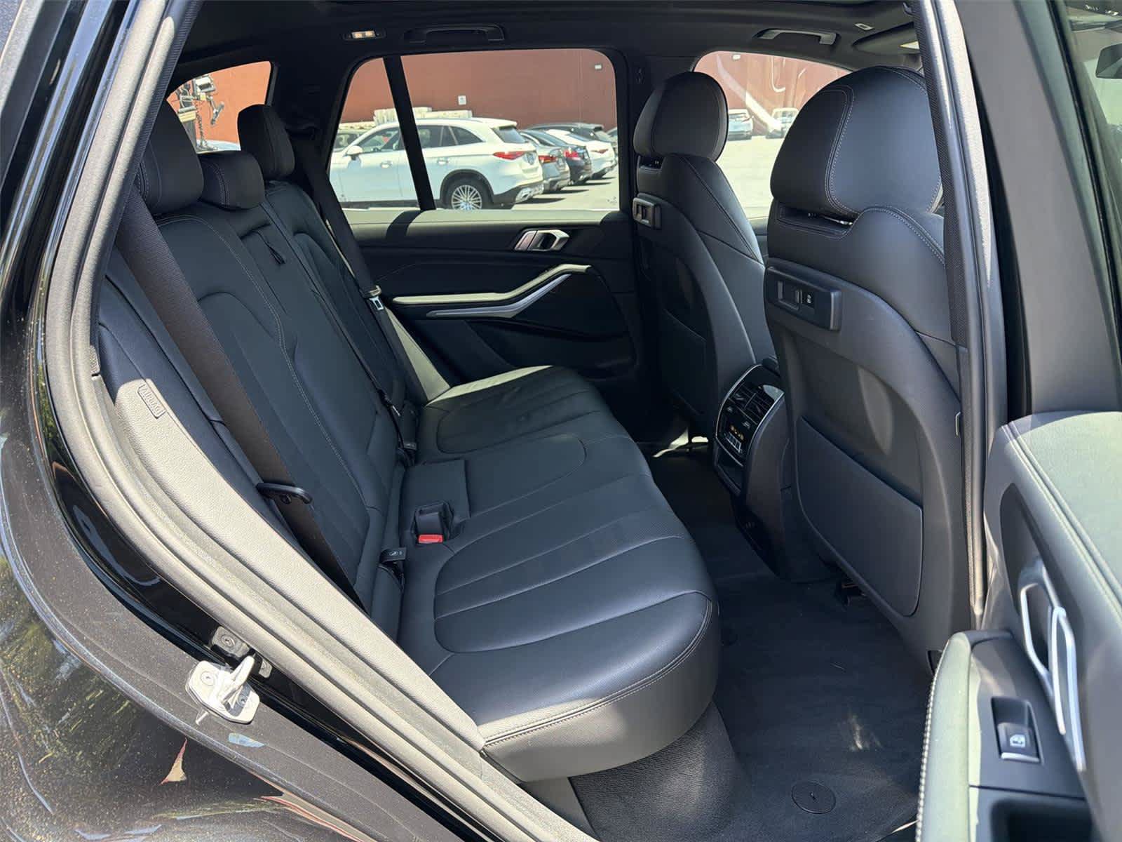 Used 2022 BMW X5 sDrive40i RWD image 14