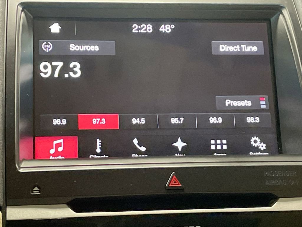 Used 2017 Ford Taurus Limited image 13