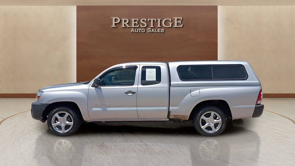 Used 2011 Toyota Tacoma 2WD Access Cab w/ Convenience Pkg image 2