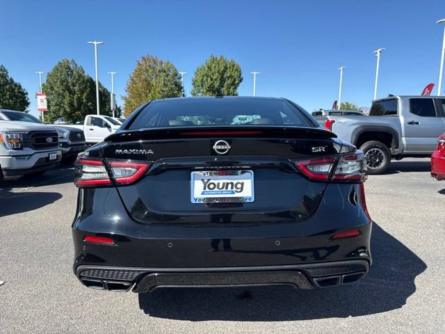 Used 2023 Nissan Maxima SR w/ Sport Mat Group FWD image 5