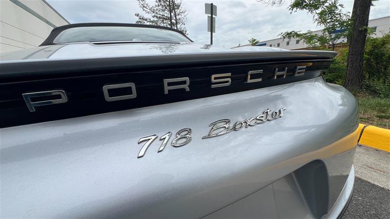Used 2018 Porsche 718 Boxster RWD image 37