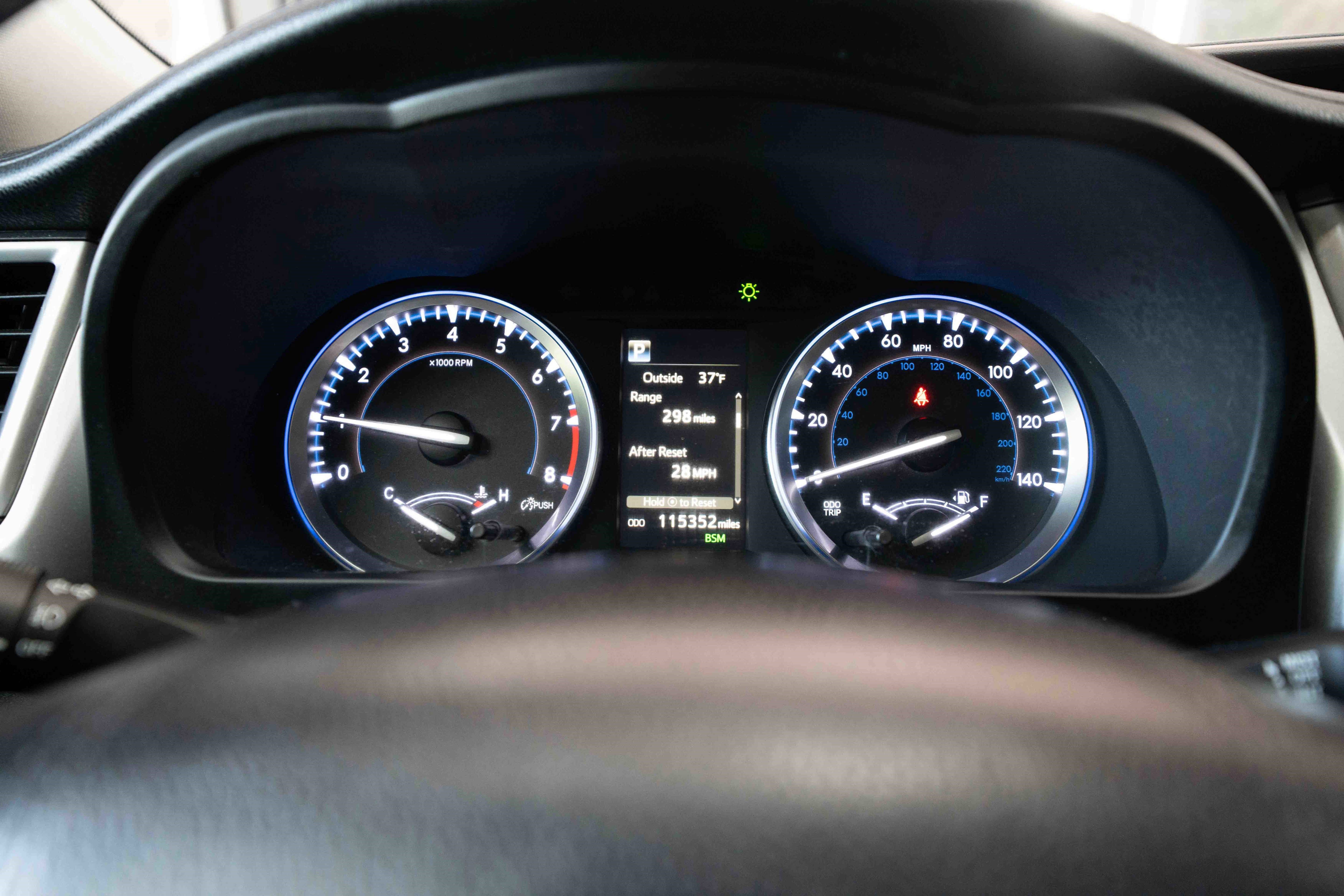 Used 2017 Toyota Highlander XLE image 16