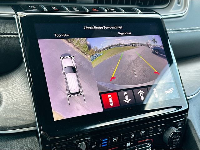 Used 2024 Jeep Grand Cherokee L Limited w/ Luxury Tech Group II image 14