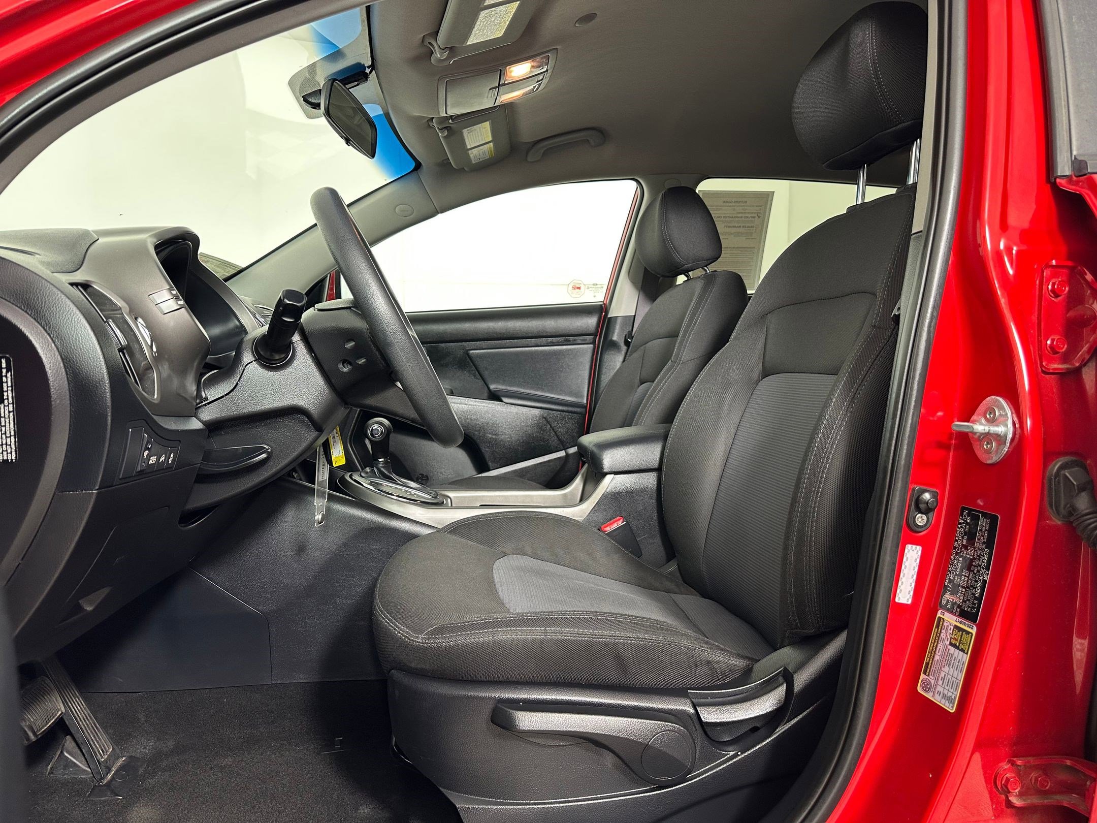 Used 2014 Kia Sportage LX image 4