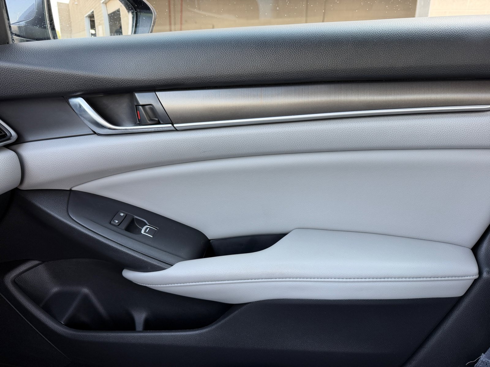 Used 2020 Honda Accord LX image 16