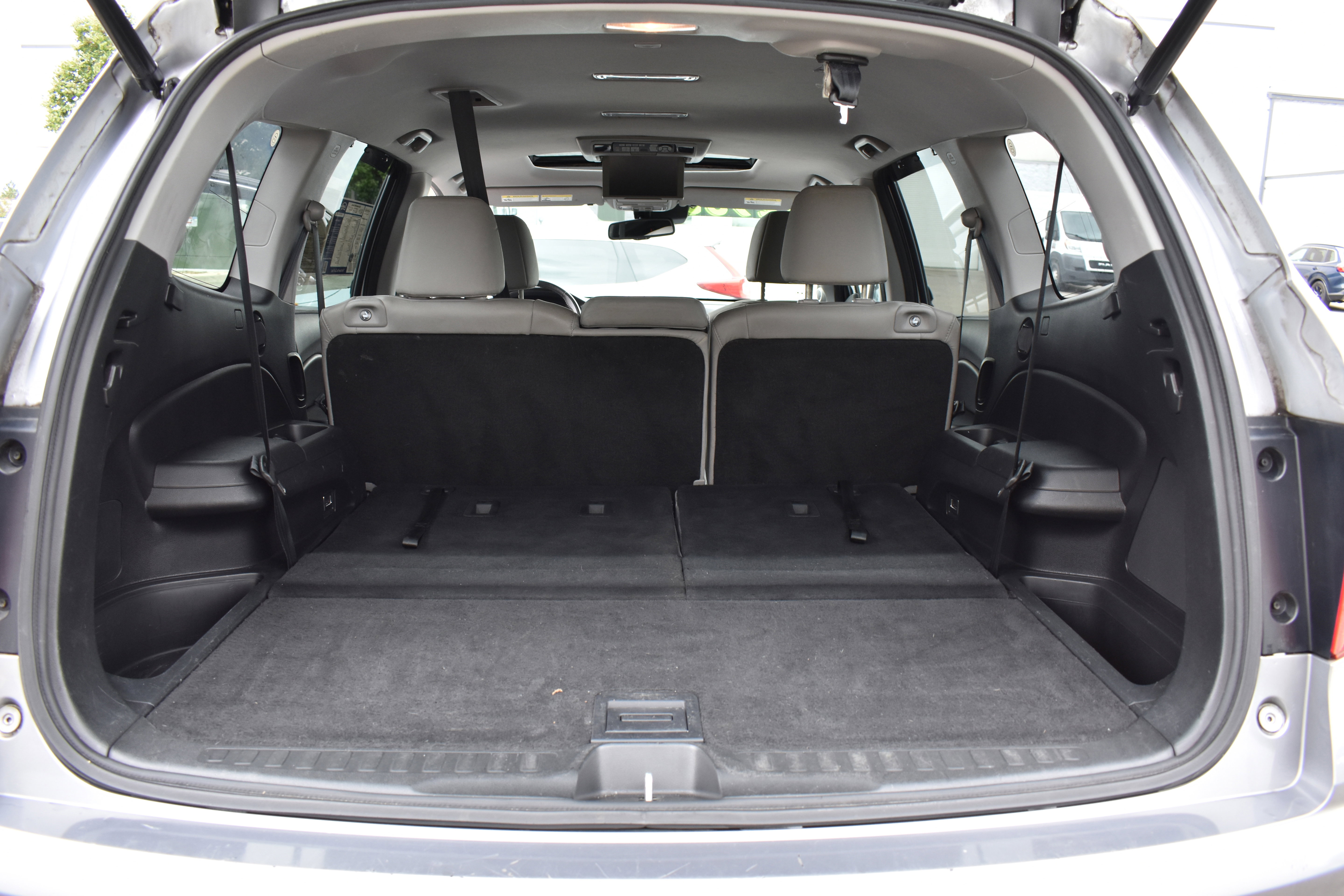 Certified 2018 Honda Pilot Touring image 37