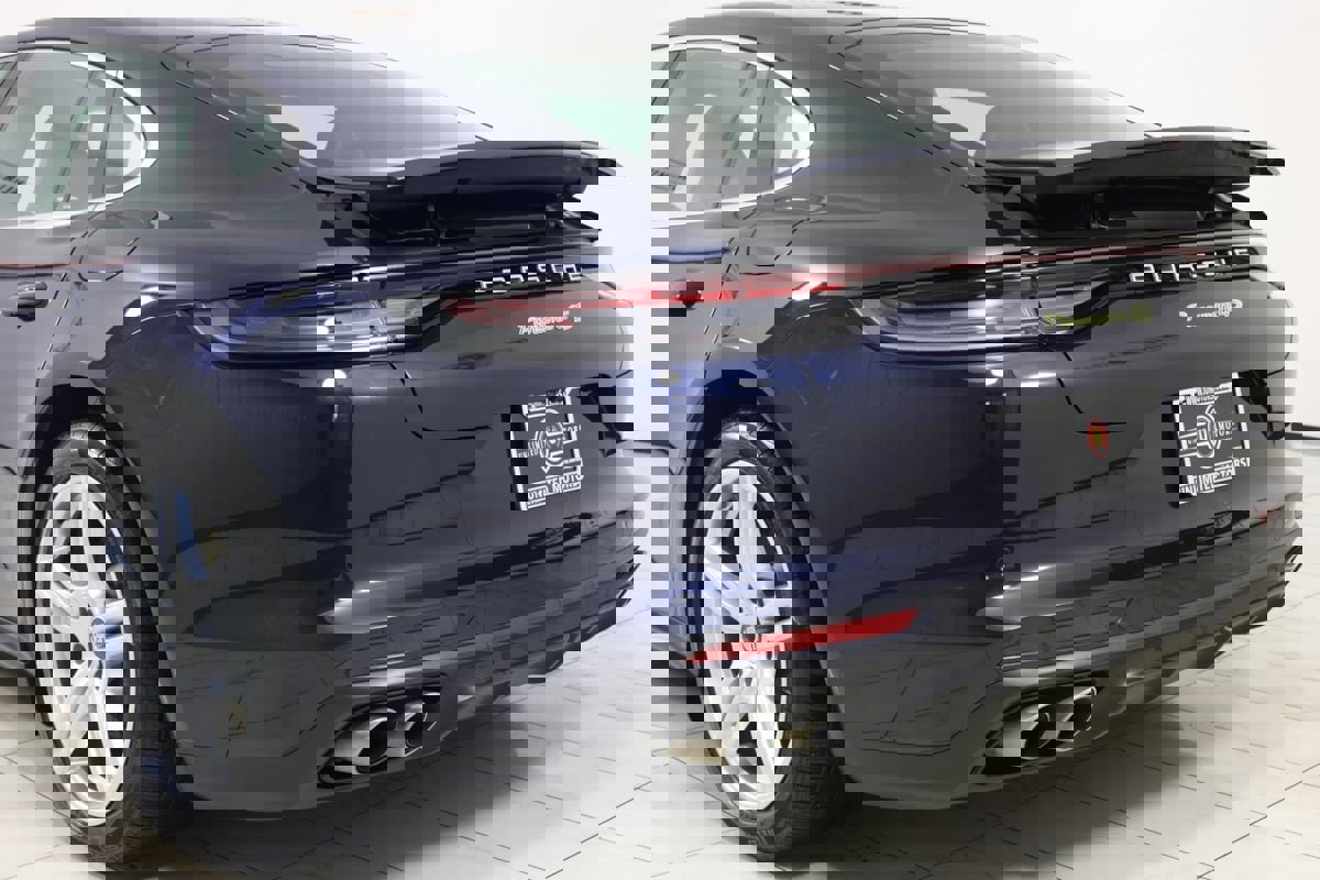 Used 2021 Porsche Panamera 4S w/ Premium Package image 42