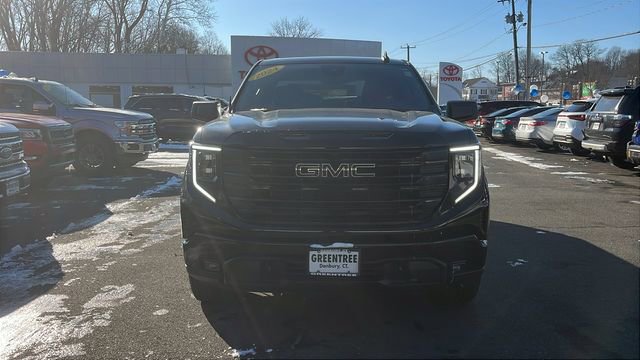 Used 2024 GMC Sierra 1500 Elevation w/ LPO, Elevation Black Package image 2