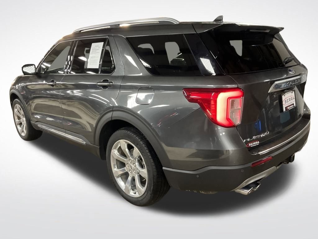 Used 2020 Ford Explorer Platinum w/ Premium Technology Package image 3