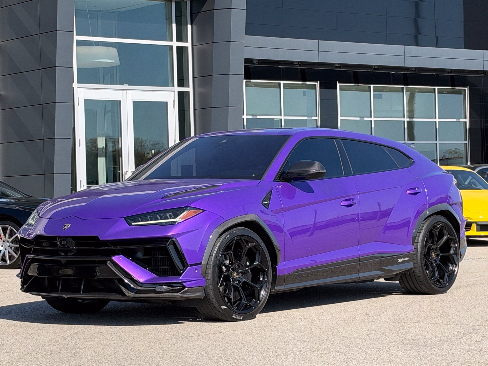 Used 2023 Lamborghini Urus Performante