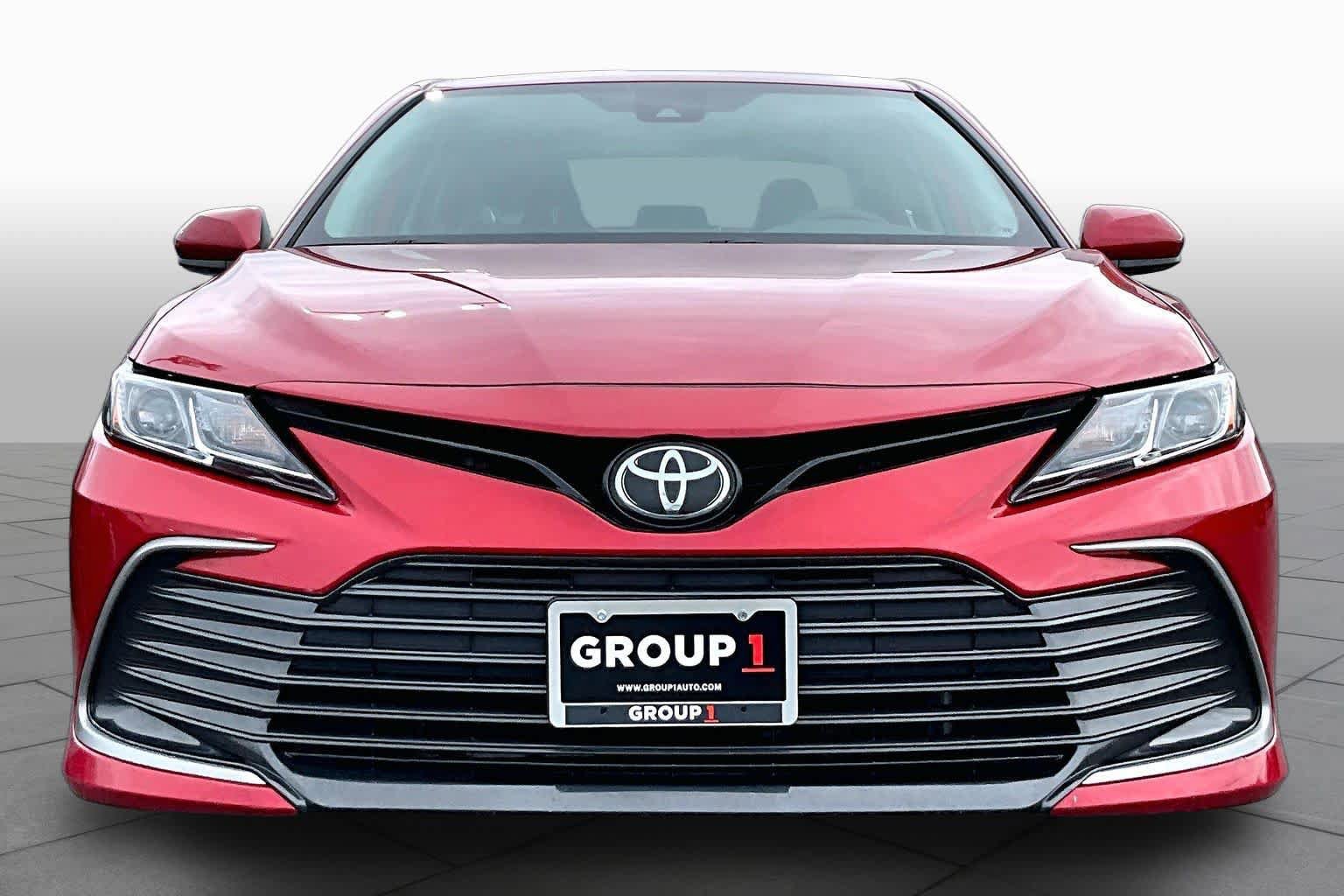 Used 2023 Toyota Camry LE FWD image 4