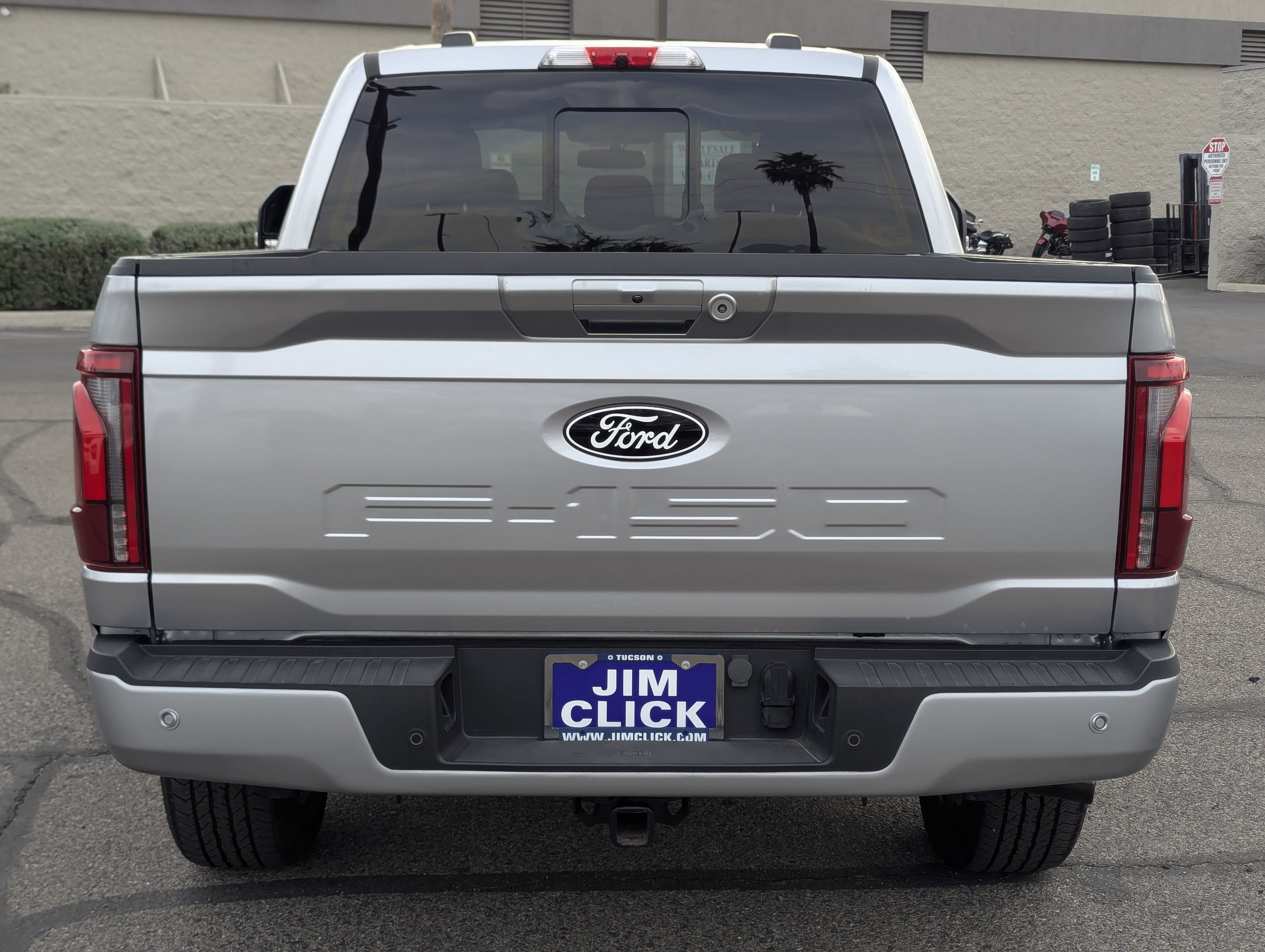 Certified 2024 Ford F150 Platinum w/ FX4 Off-Road Package image 3