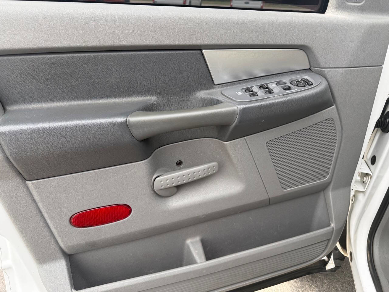 Used 2007 Dodge Ram 2500 Truck SLT w/ Trailer Tow Group image 10