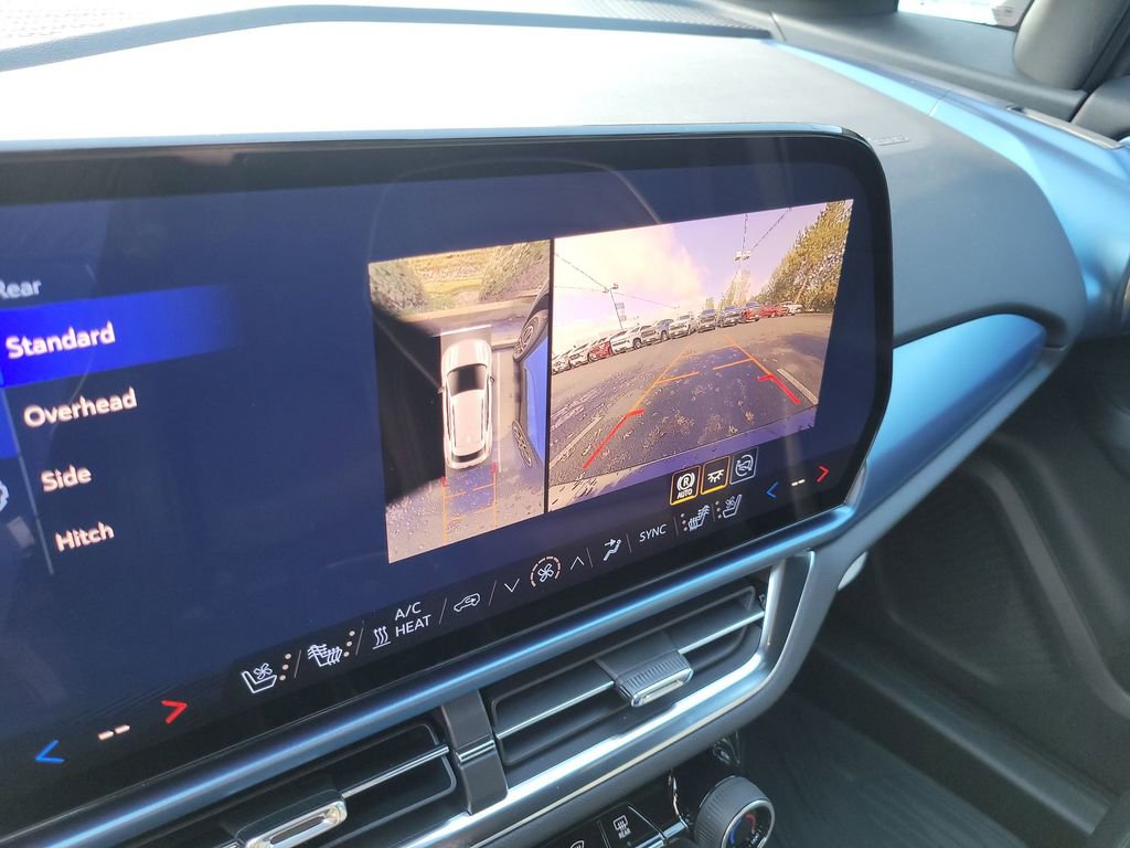 New 2026 Chevrolet Equinox EV LT image 15