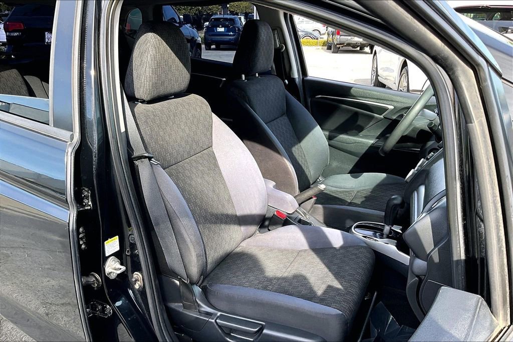 Used 2015 Honda Fit LX image 28