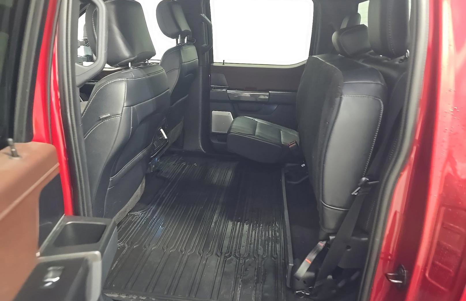 Used 2023 Ford F150 Lariat w/ Equipment Group 502A High AWD/4WD image 13