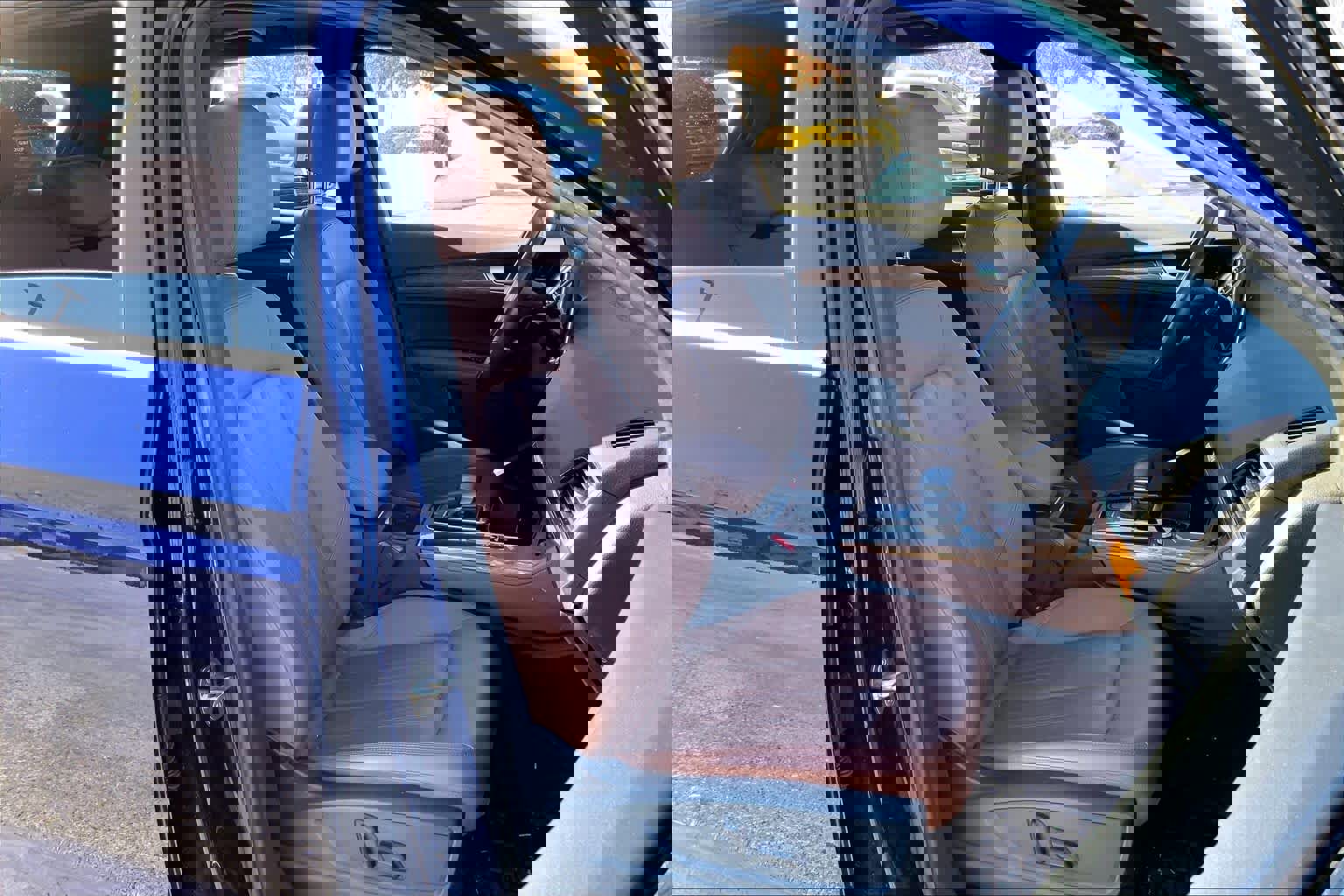 Used 2021 Audi Q5 Premium Plus w/ Premium Plus Package image 9