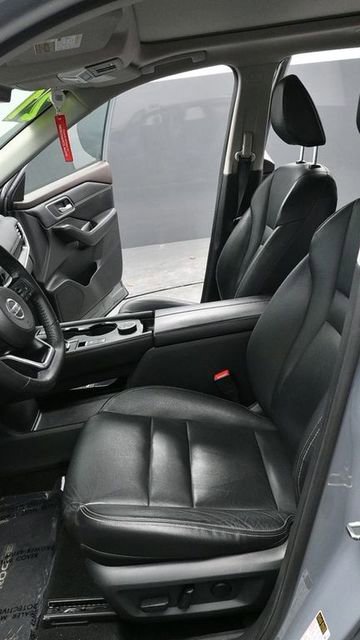 Used 2021 Nissan Rogue SL AWD/4WD image 15