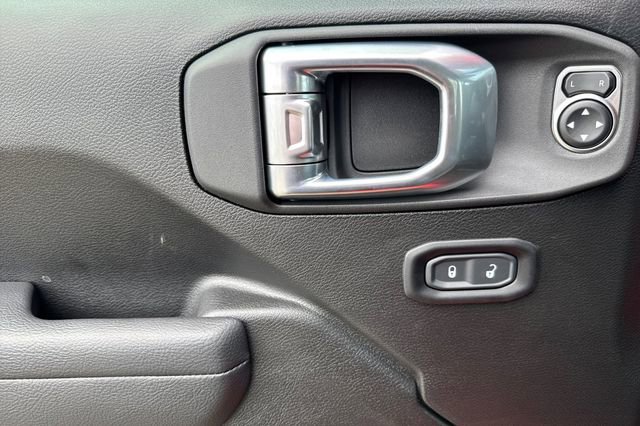 New 2025 Jeep Gladiator Sport AWD/4WD image 11