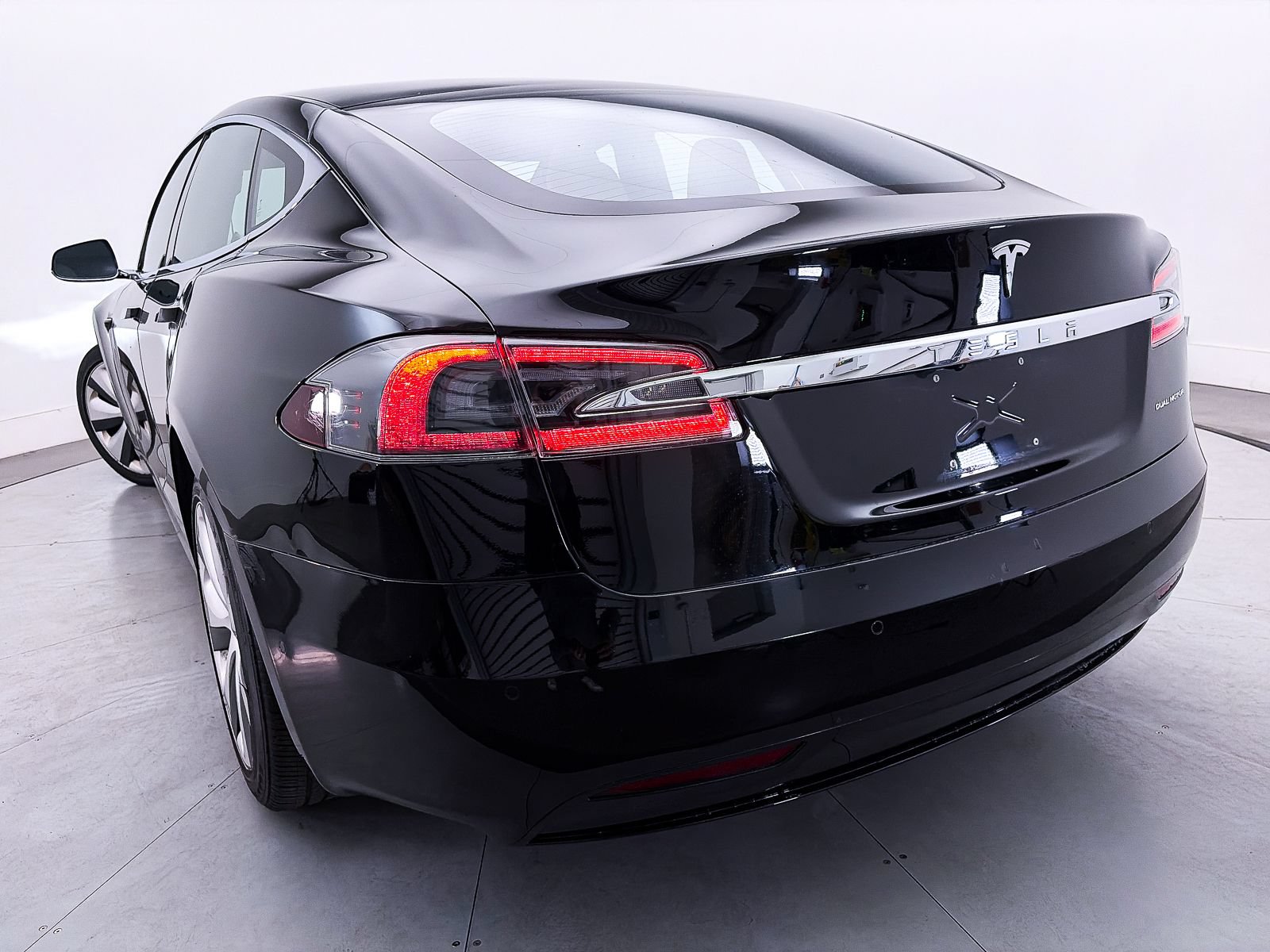 Used 2021 Tesla Model S Long Range Plus AWD/4WD image 8