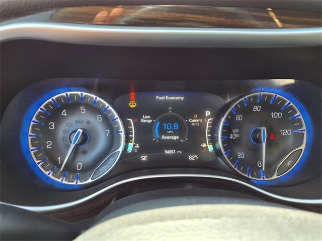 Used 2022 Chrysler Pacifica Limited image 15