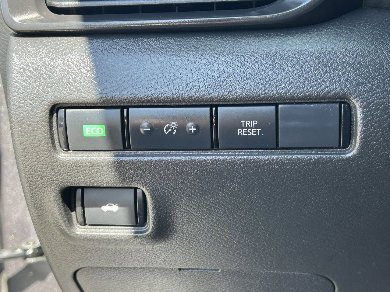 Certified 2021 Nissan Sentra S image 33