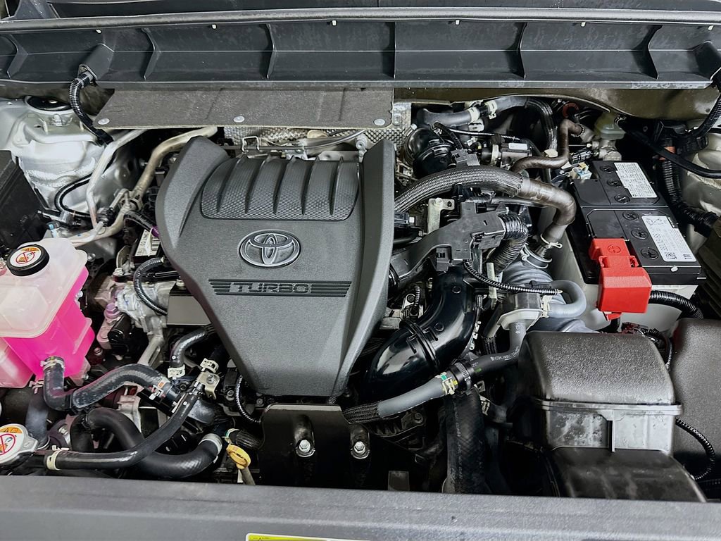 Used 2023 Toyota Highlander XSE image 31