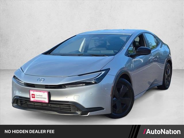 Certified 2025 Toyota Prius LE FWD image 1