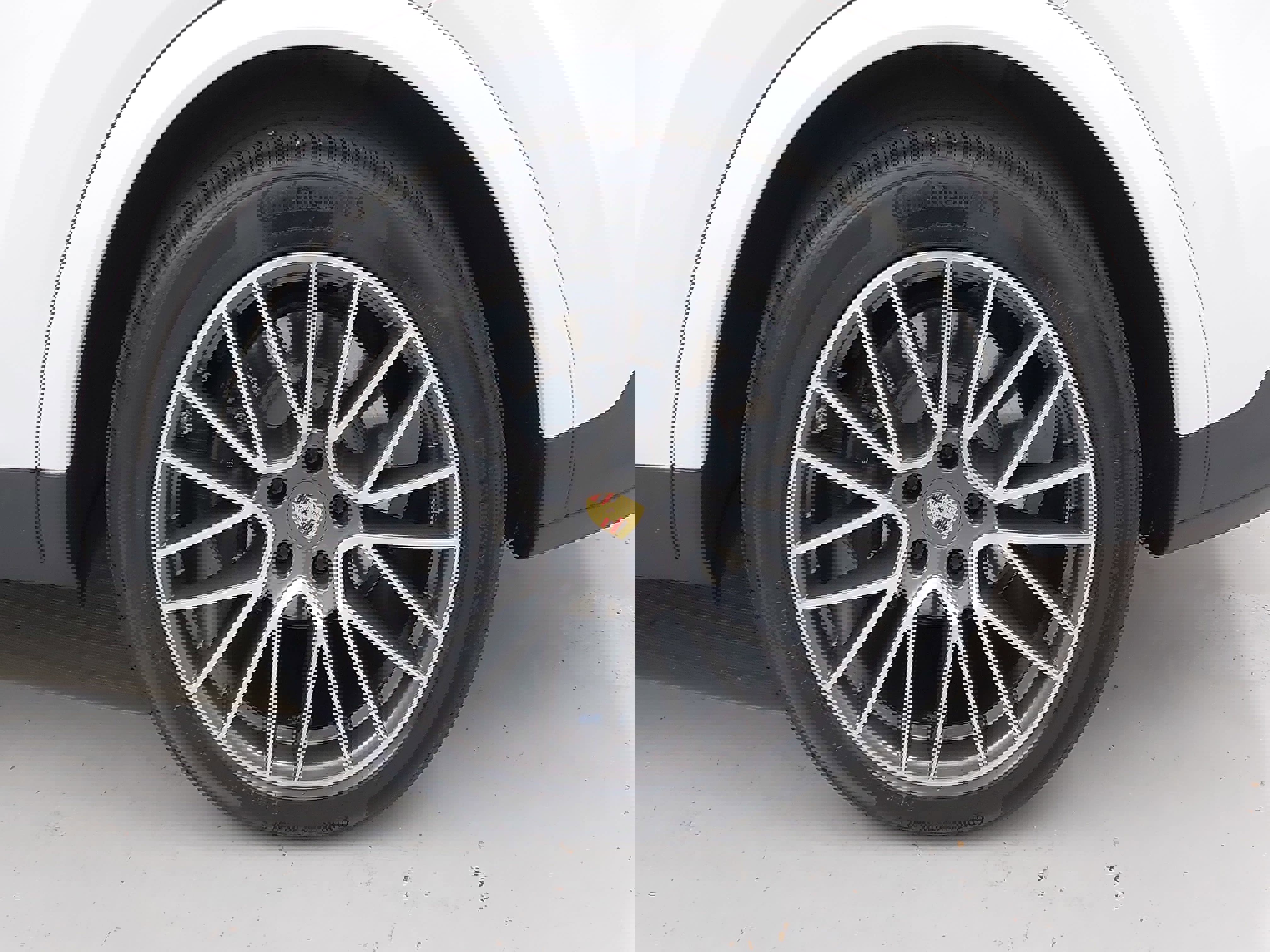 Used 2022 Porsche Cayenne E-Hybrid Coupe image 35