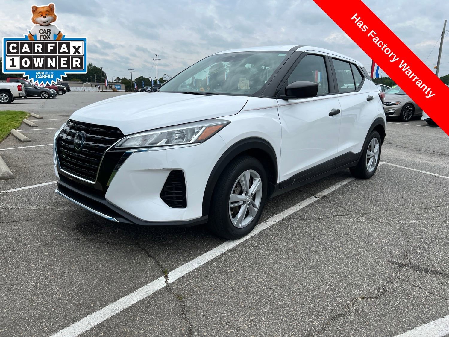 Used 2022 Nissan Kicks S FWD image 1