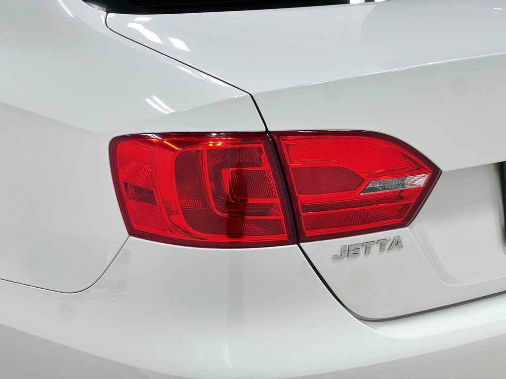 Used 2011 Volkswagen Jetta SEL image 33