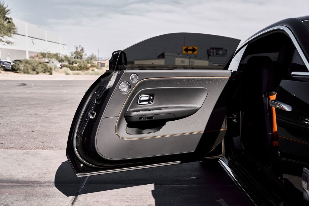 Used 2025 Rolls-Royce Spectre w/ Spectre Launch Package image 22