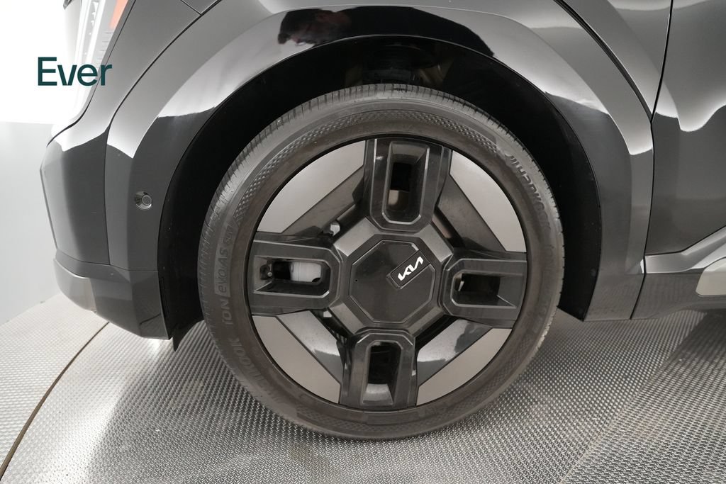 Used 2024 Kia EV9 GT-Line AWD/4WD image 19