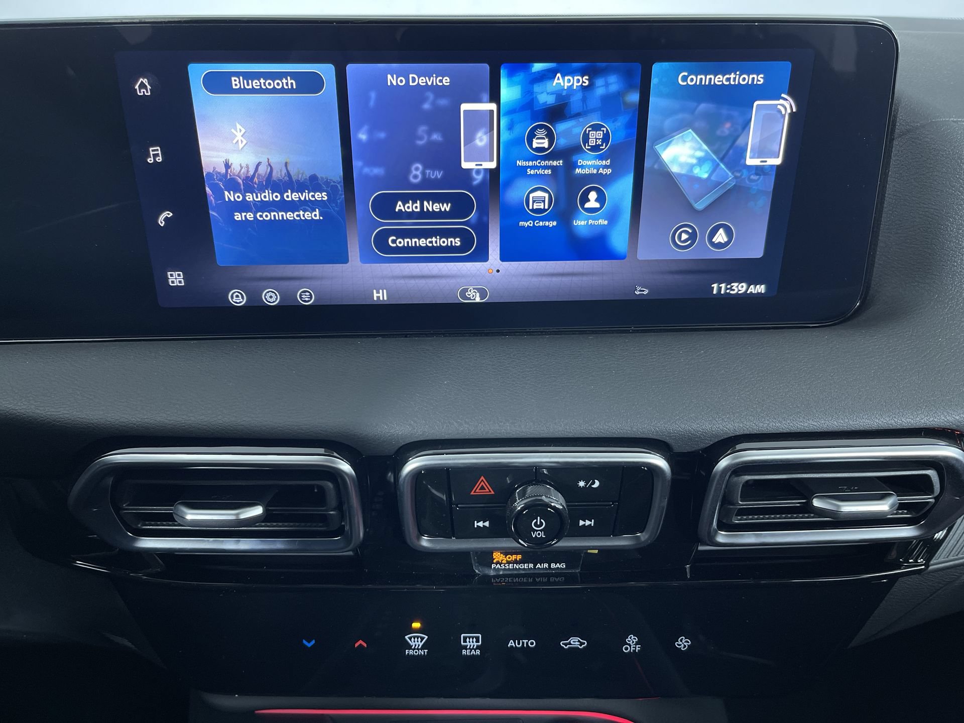 New 2026 Nissan Sentra SR w/ Floor Mat Package FWD image 18