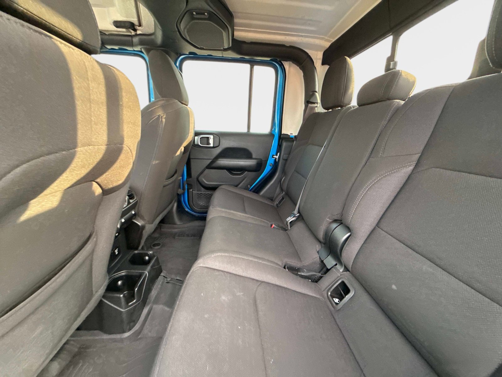 Used 2022 Jeep Gladiator Overland image 15