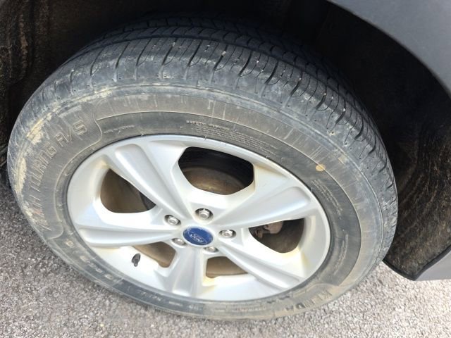 Used 2016 Ford Escape SE image 18