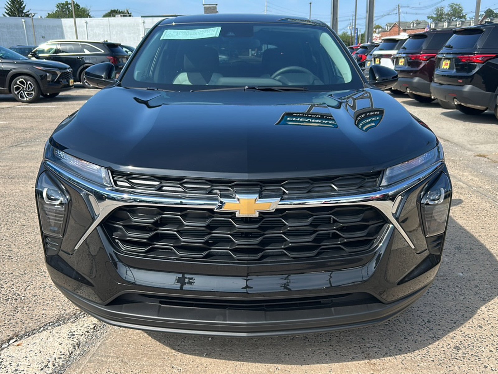 New 2026 Chevrolet Trax LS w/ LS Convenience Package FWD image 3