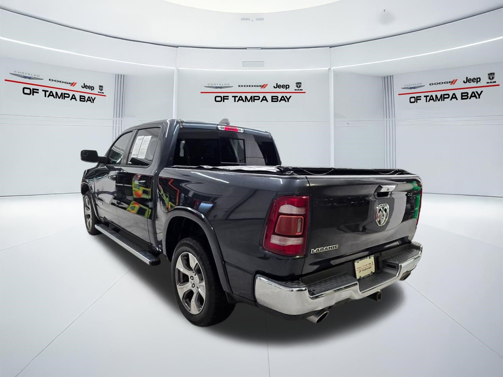 Used 2020 RAM 1500 Laramie RWD image 4