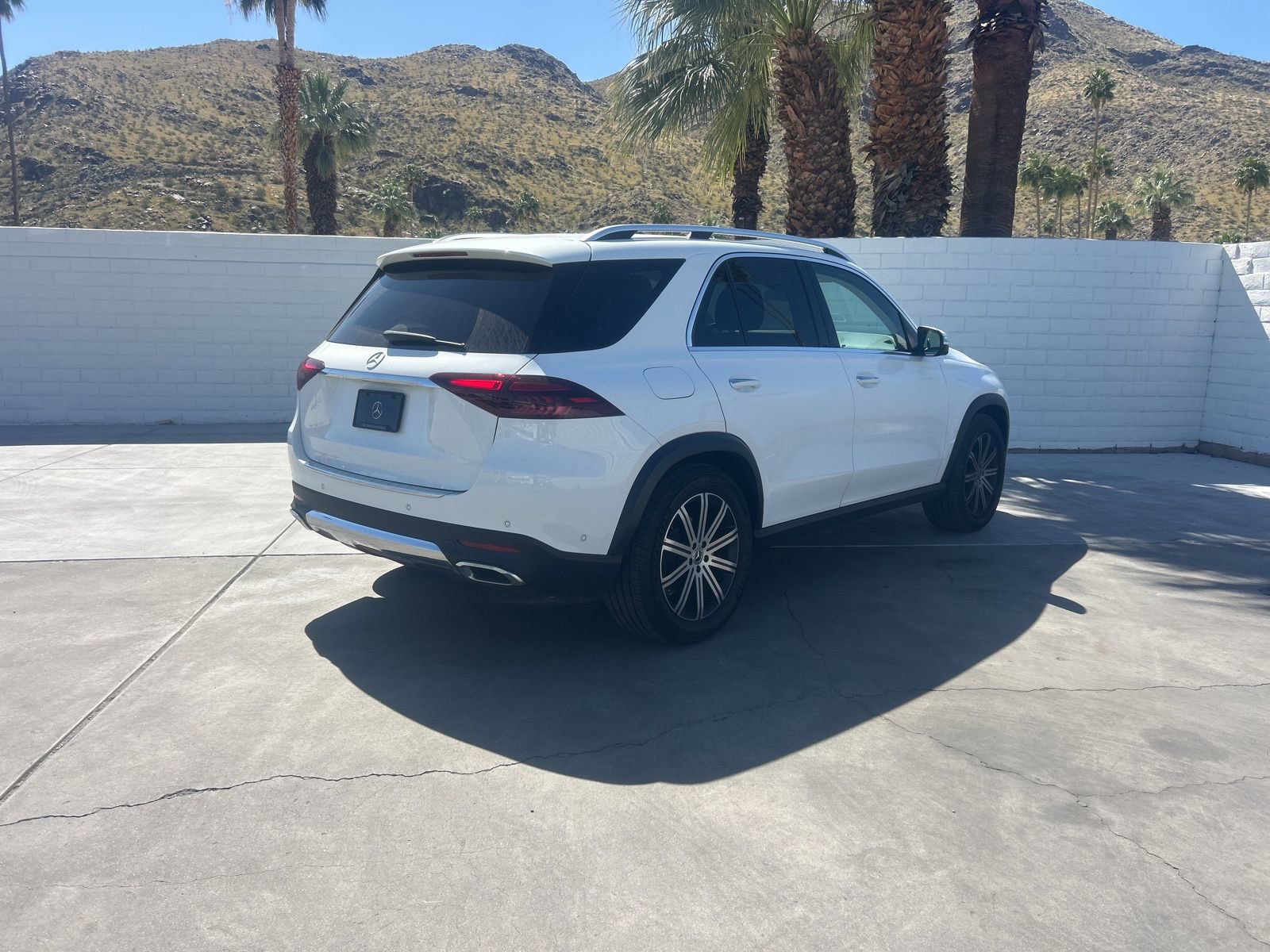 Used 2025 Mercedes-Benz GLE 350 4MATIC image 5