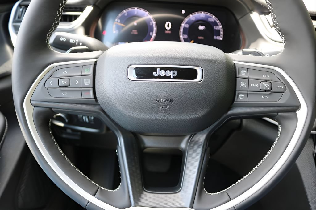 New 2026 Jeep Grand Cherokee Laredo X RWD image 22