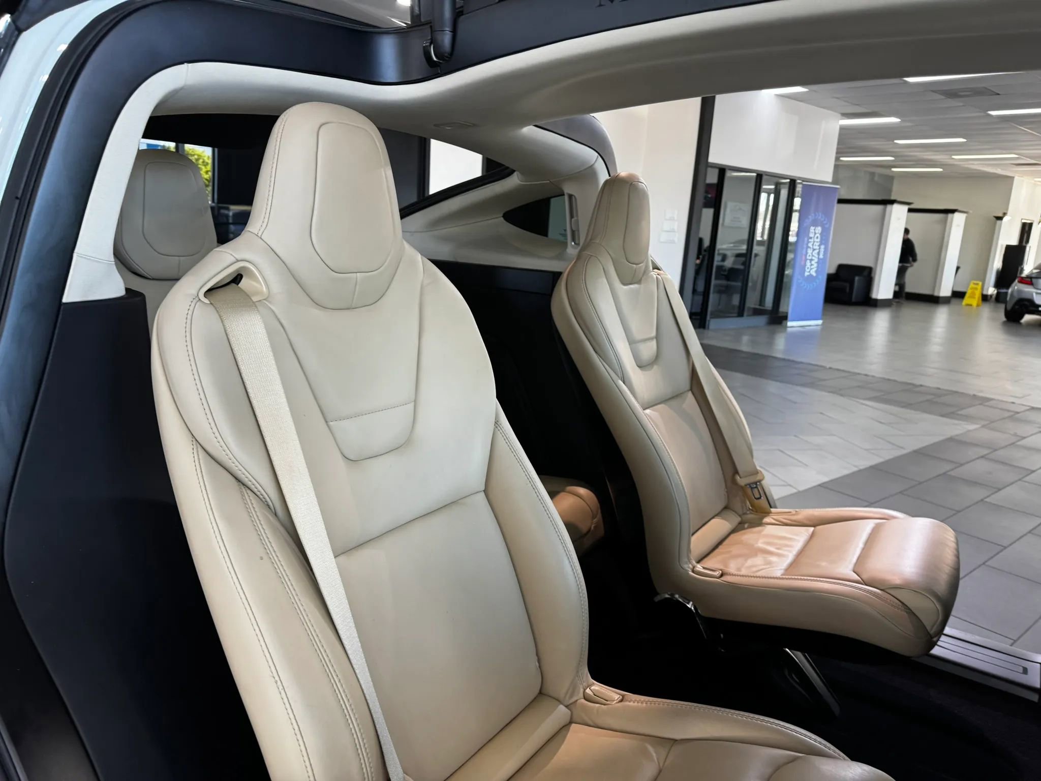 Used 2016 Tesla Model X 90D AWD/4WD image 16